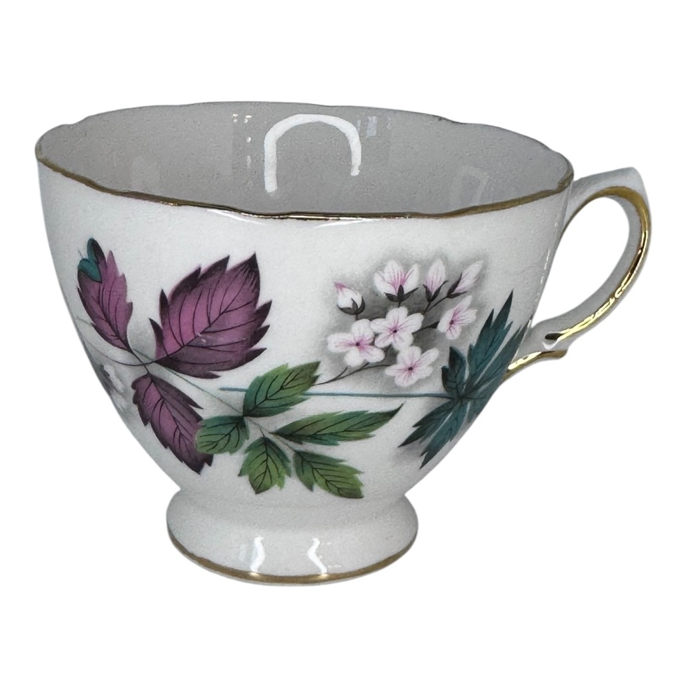 Royal Vale Bone China‎ Teacup Blackberry Floral Gold Gilt 7974 England Vintage